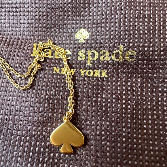 Kate Spade heart logo necklace, two sides brand new - Picture 2 of 8